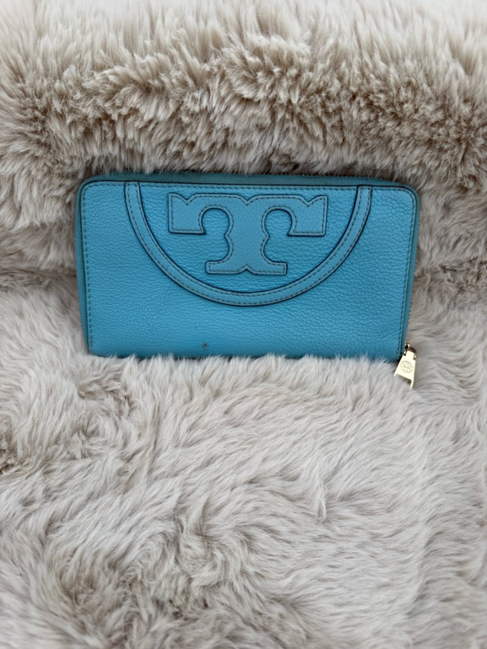 Tory Burch Teal Leather Continental Wallet - Picture 3 of 7